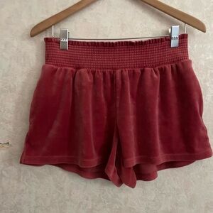 Old Navy women’s medium velour shorts